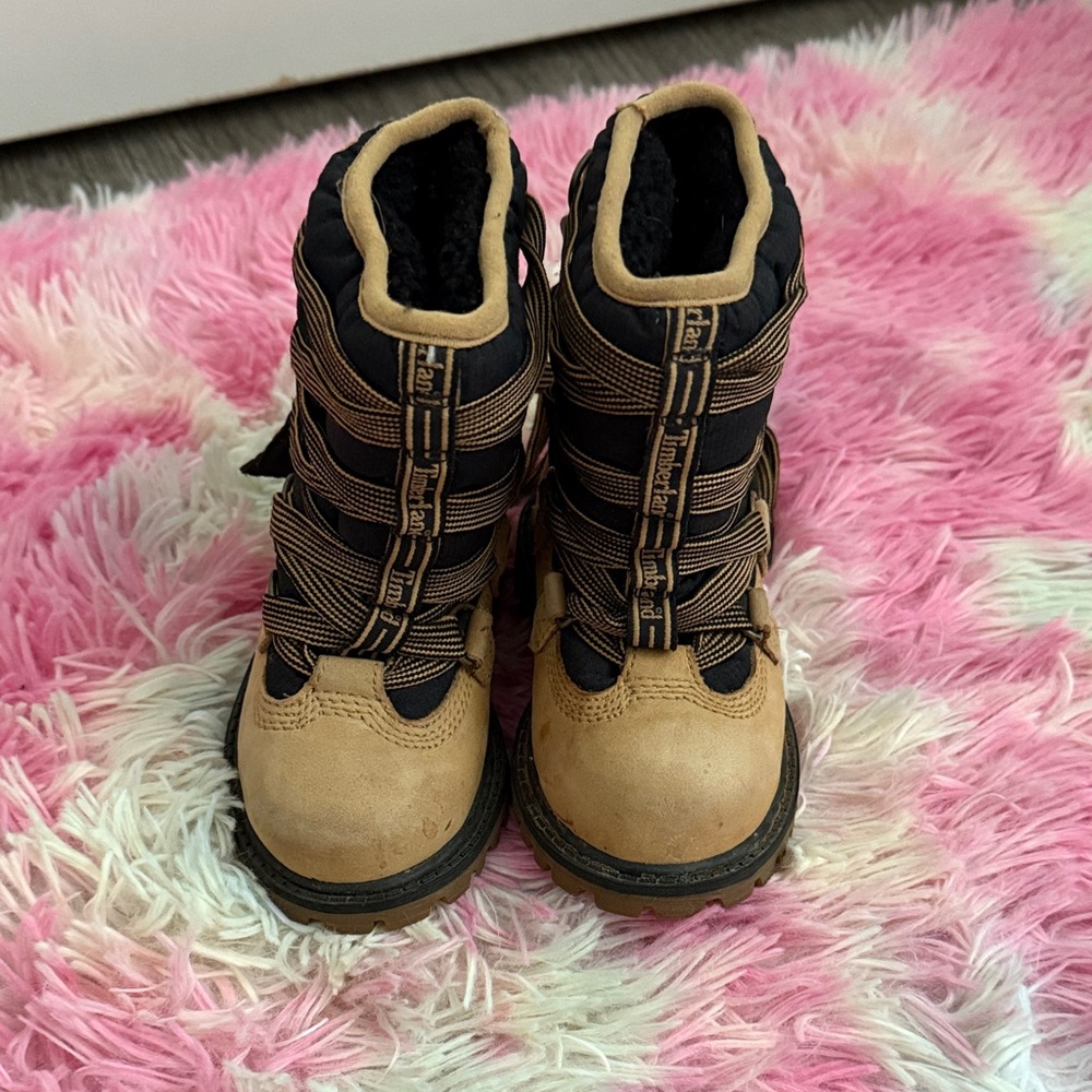 Timberland Kids Brown and Black Lace-Up Boots - Picture 3 of 14